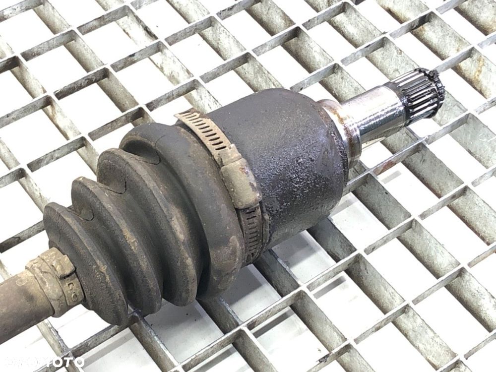 PÓŁOŚ PRAWY PRZÓD  FIAT PANDA (169_) 2003 - 2022 1.1 (169.AXA1A) 40 kW [54 KM] benzyna 2003 - - 2