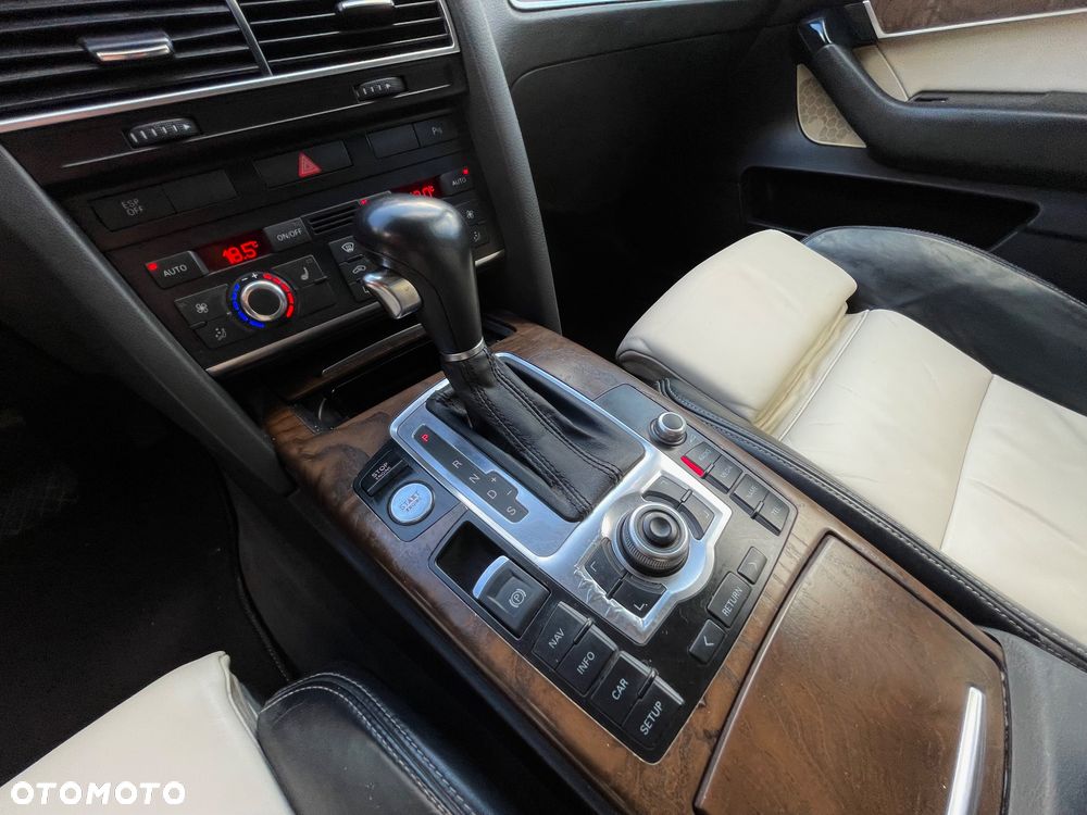 Audi A6 - 6