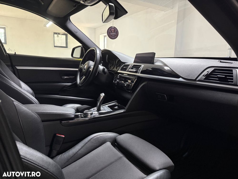 BMW Seria 3 325d Aut. Sport Line - 9