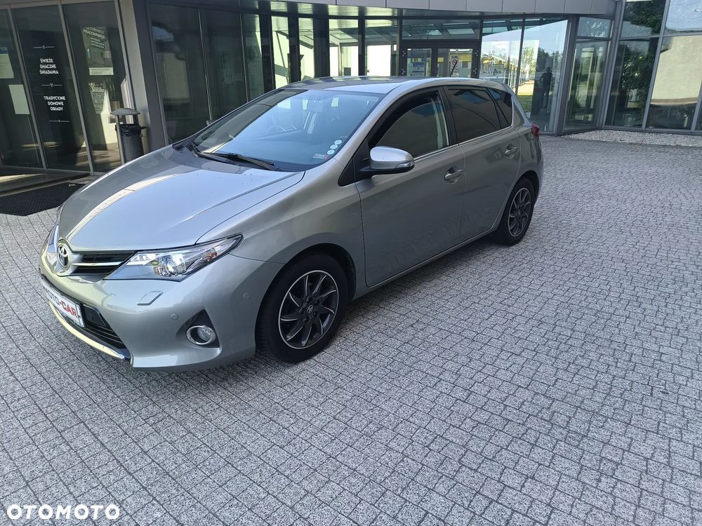 Toyota Auris 1.6 Sol - 3