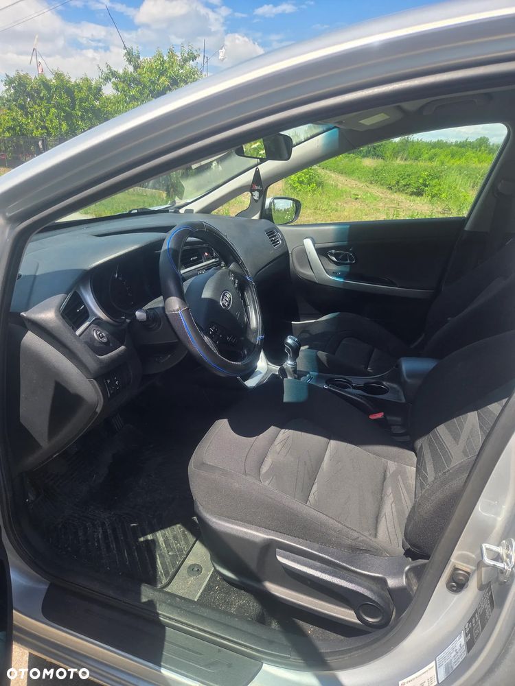 Kia Ceed 1.4 CRDi M - 10