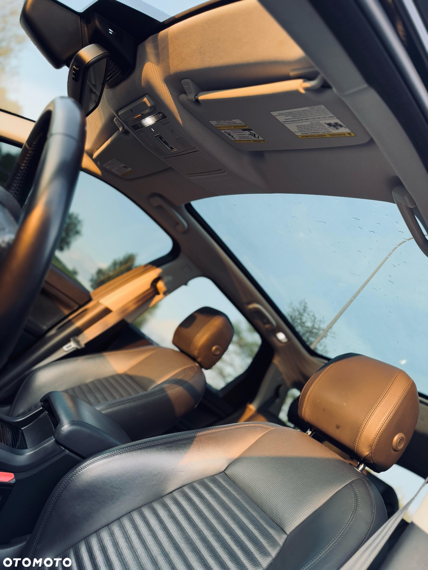 Land Rover Discovery Sport 2.0 Si4 HSE Luxury - 16