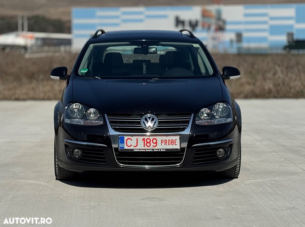 Volkswagen Golf 1.9 TDI DPF DSG Sportline - 4