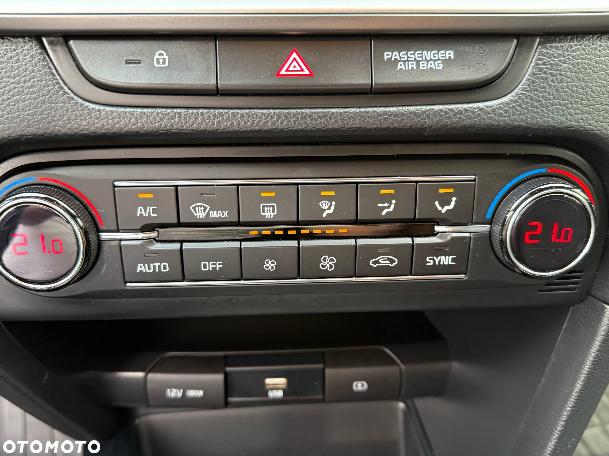 Kia Ceed 1.4 T-GDI M DCT - 12