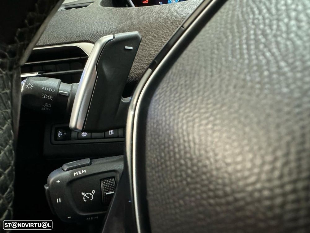 Peugeot 3008 1.6 Hybrid Allure Pack e-EAT8 - 20