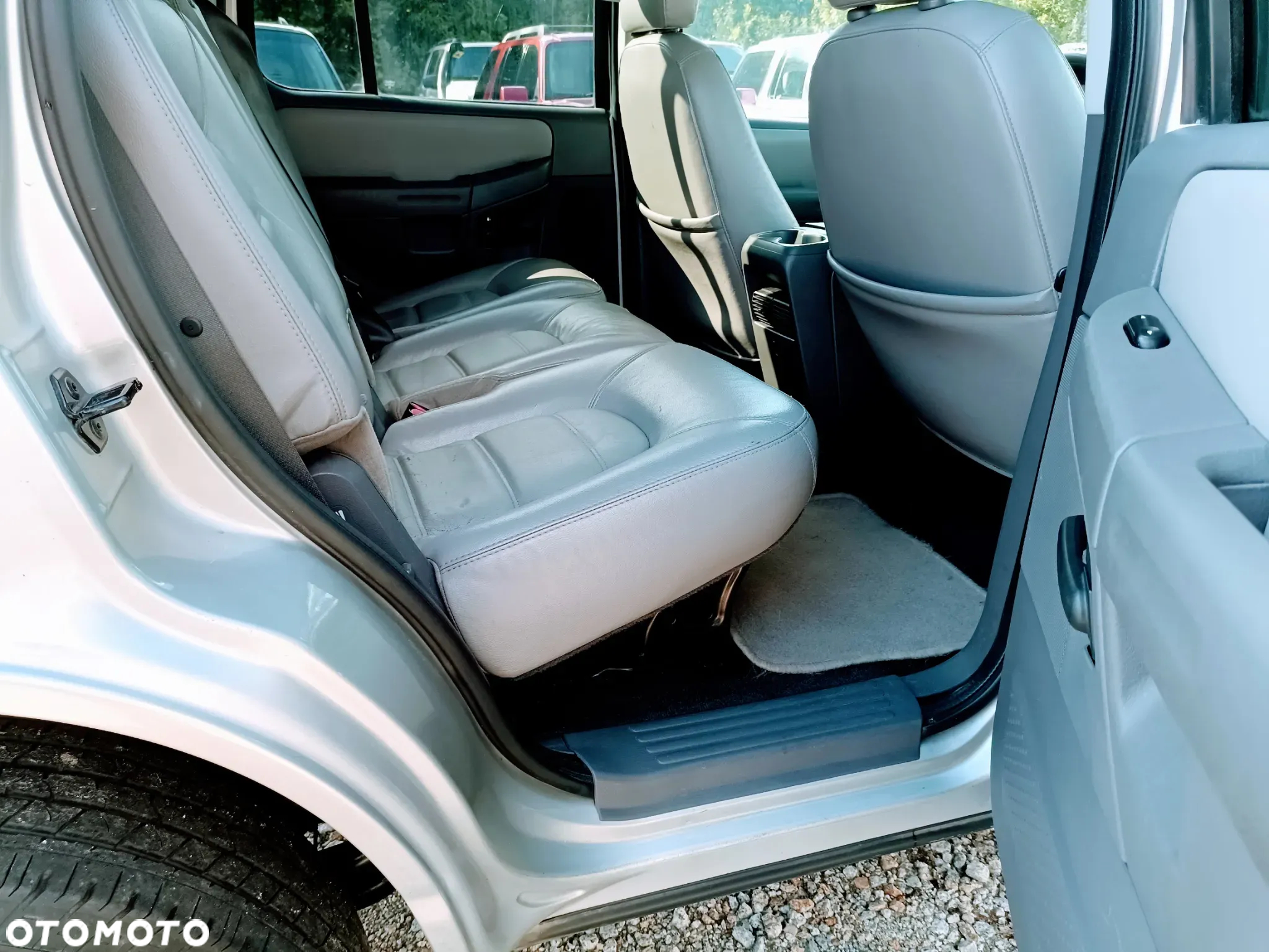 Ford Explorer 4.0 - 7