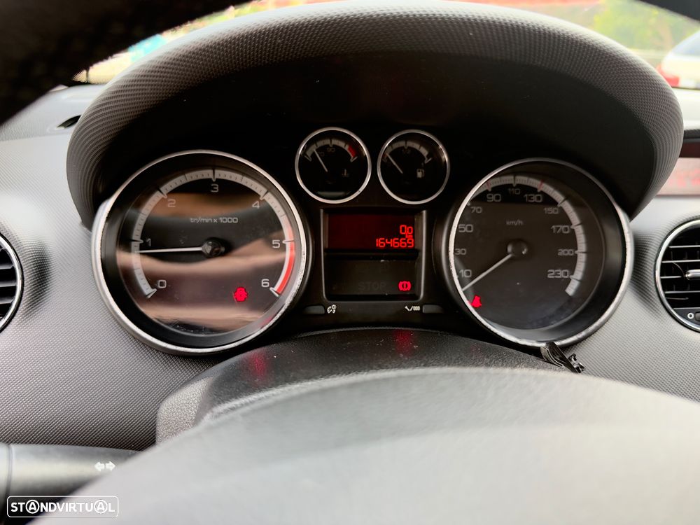 Peugeot 308 1.6 HDi Executive - 7