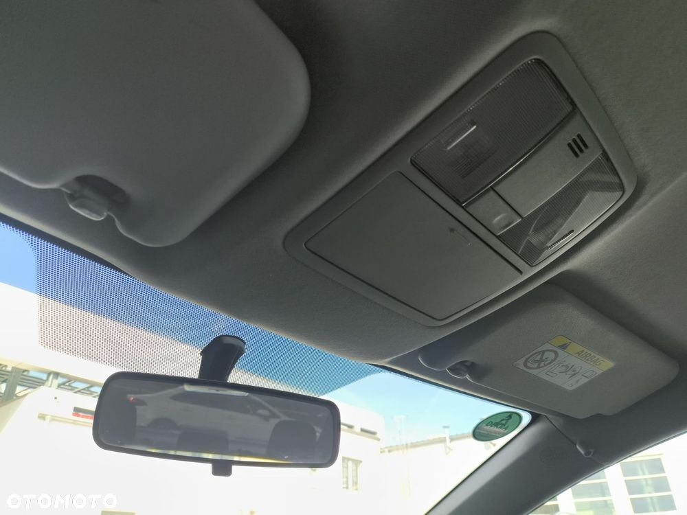 Toyota Corolla 1.6 Premium MS - 28