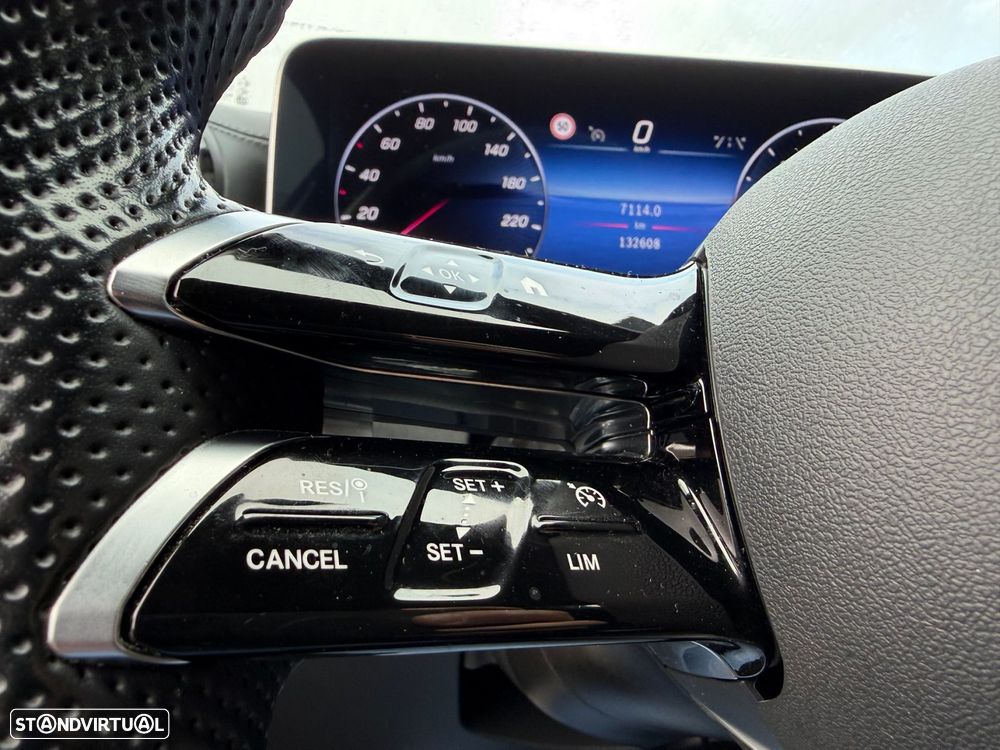 Mercedes-Benz C 220 d AMG Line - 19