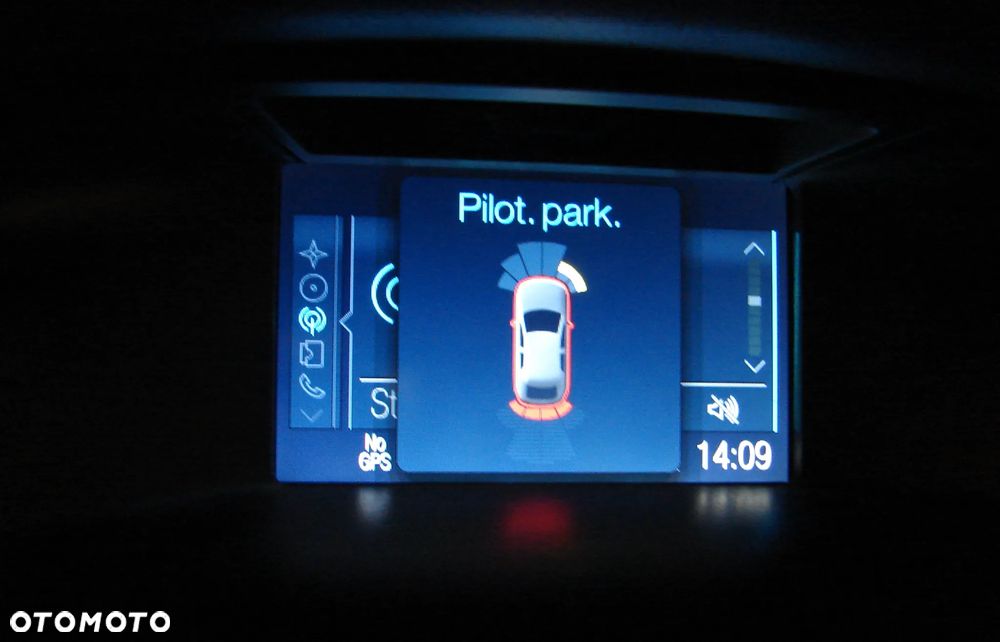 Ford Focus Turnier 1.6 TDCi DPF Start-Stopp-System Titanium - 37