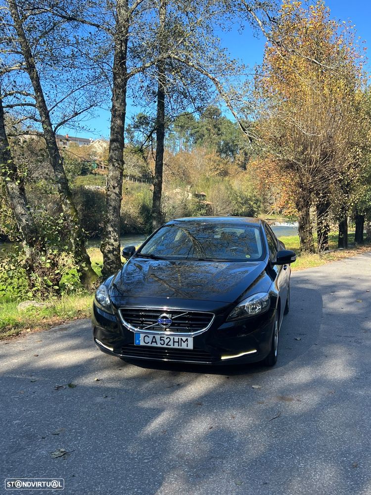 Volvo V40 D2 Kinetic - 4