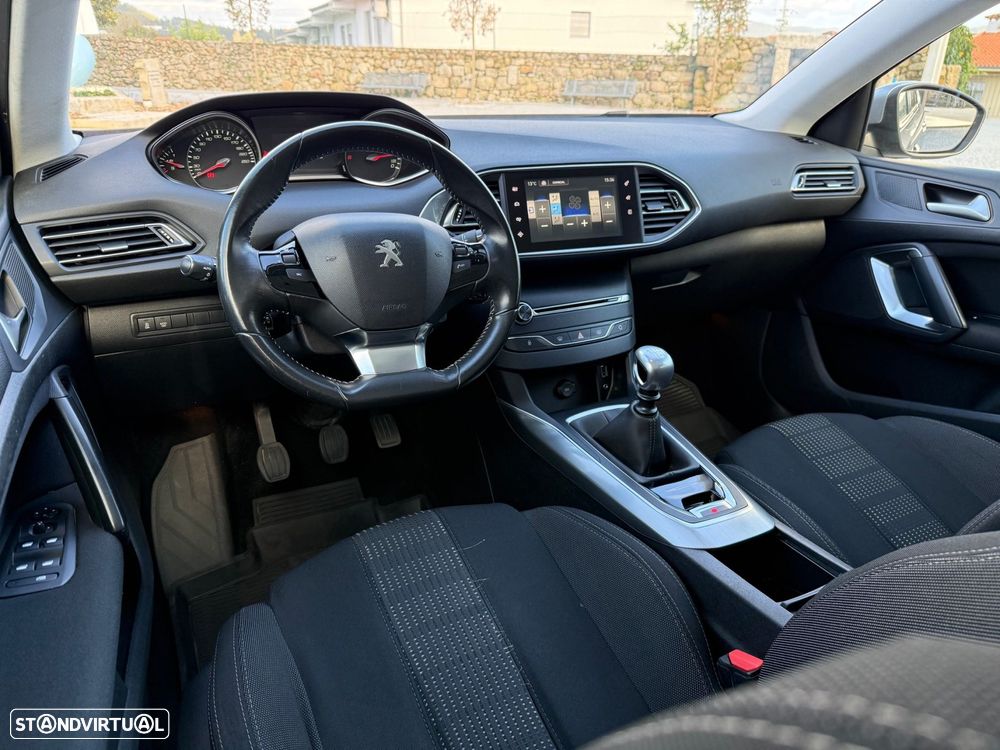 Peugeot 308 SW 1.6 BlueHDi Allure - 10