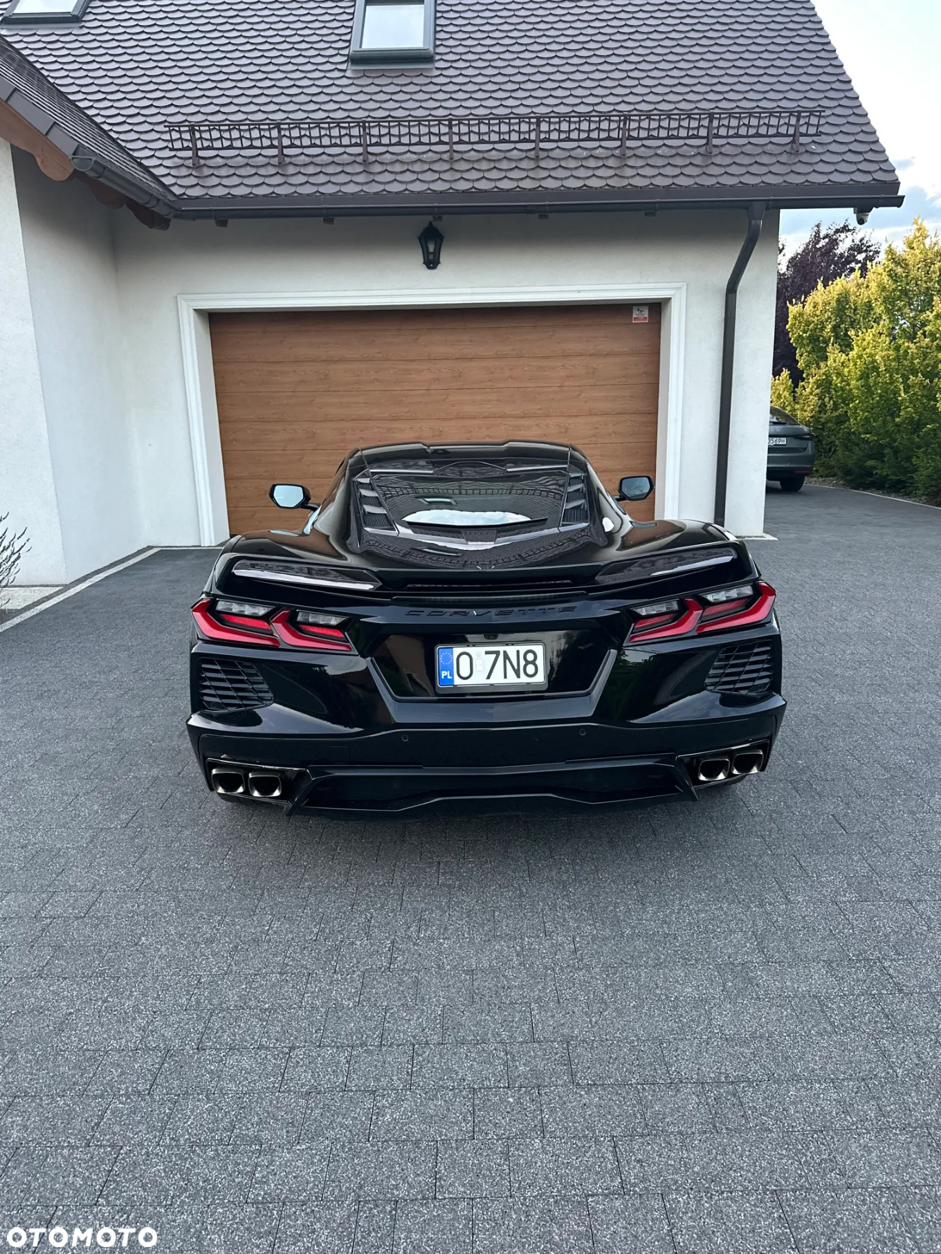 Chevrolet Corvette - 6