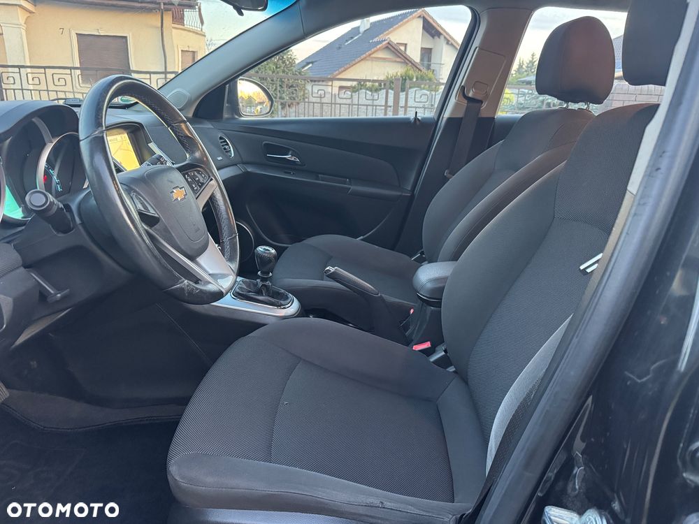 Chevrolet Cruze 1.7TD LT+ - 12