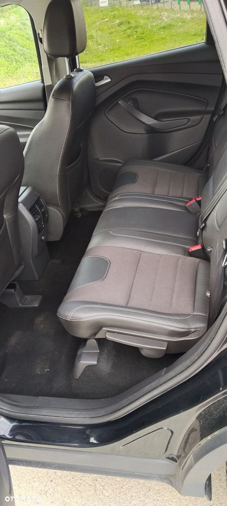 Ford Kuga 1.6 EcoBoost 2x4 Titanium - 10