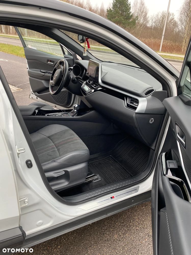 Toyota C-HR 2.0 Hybrid GR Sport - 16