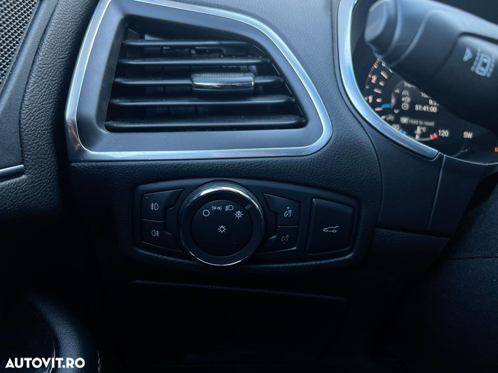Ford Edge - 28