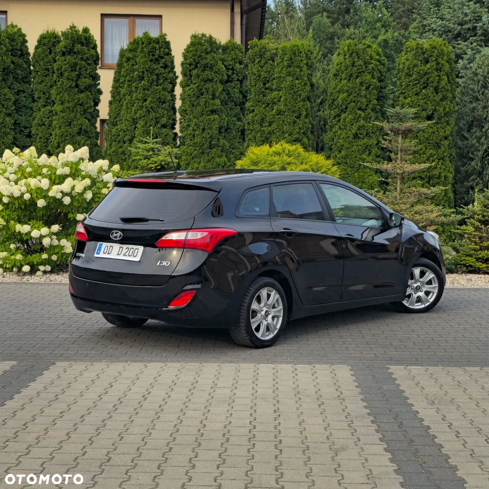 Hyundai i30 1.6 Automatik Style - 12