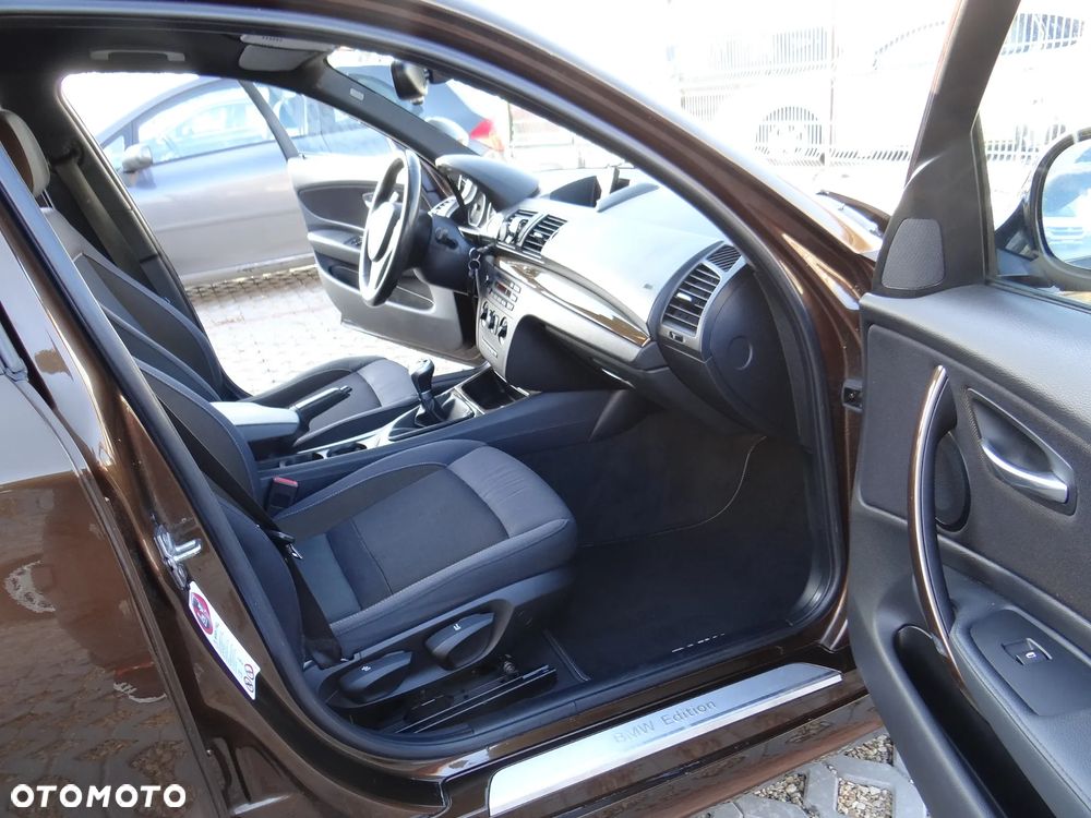 BMW Seria 1 116i Edition Sport - 24