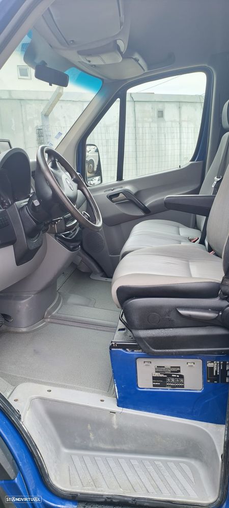 VW CRAFTER 2.5 BLUE TDI - 12