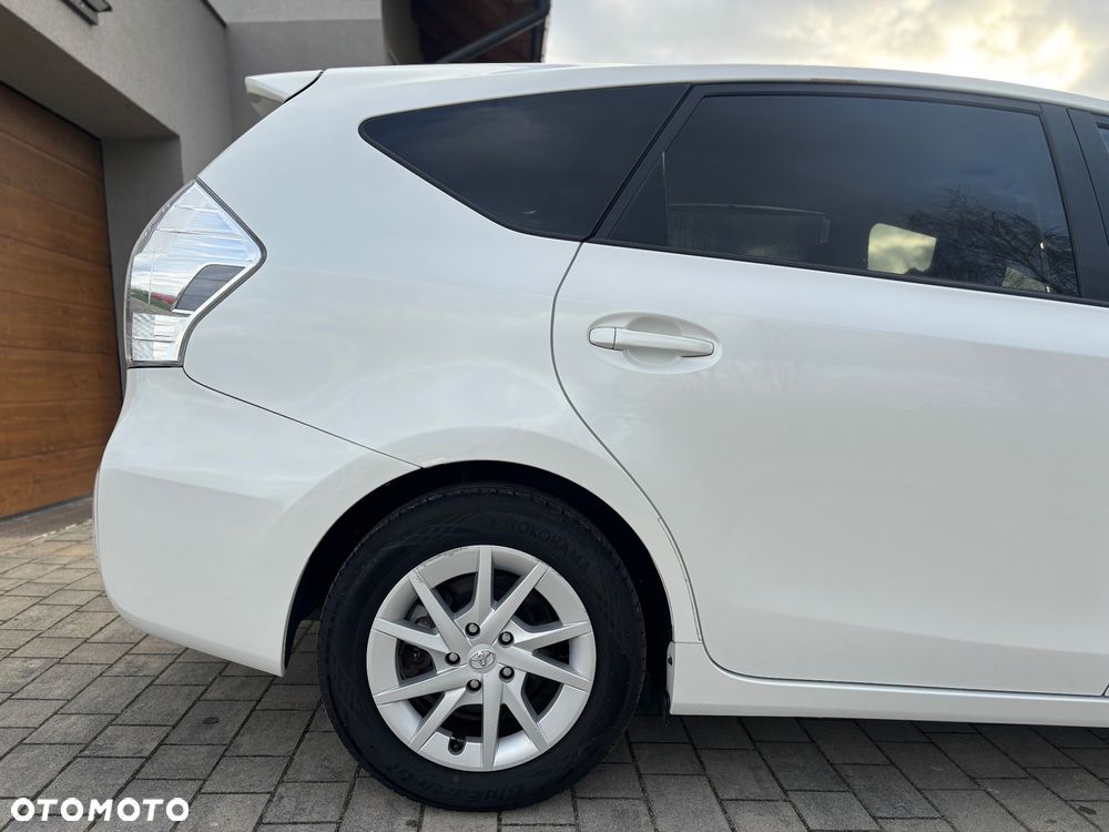 Toyota Prius 1.8 HSD Premium - 23