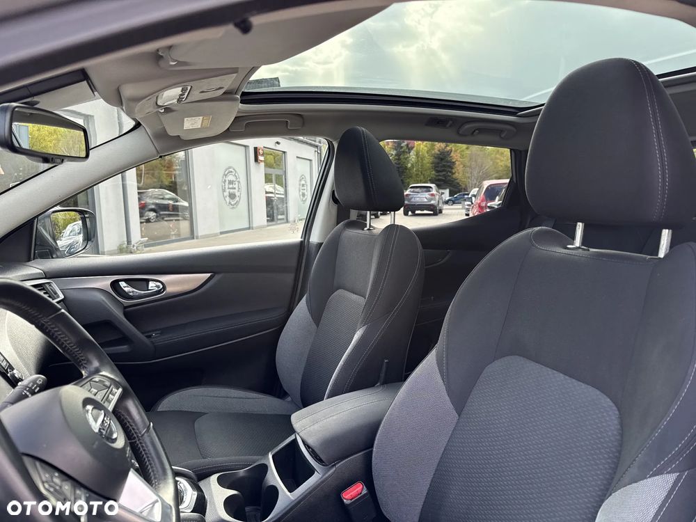 Nissan Qashqai 1.6 DCi N-Connecta Xtronic EU6 - 11