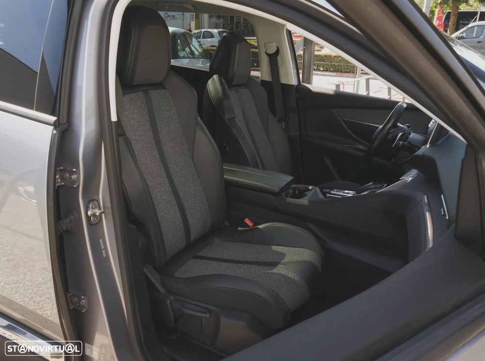 Peugeot 5008 BlueHDI 130 EAT8 Allure - 34