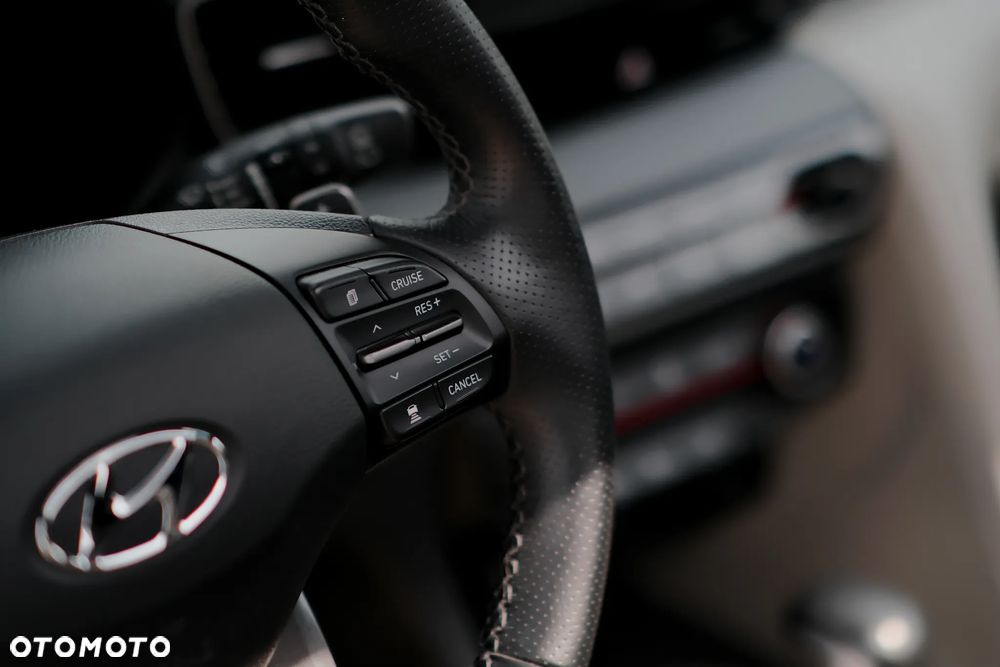 Hyundai Veloster - 27