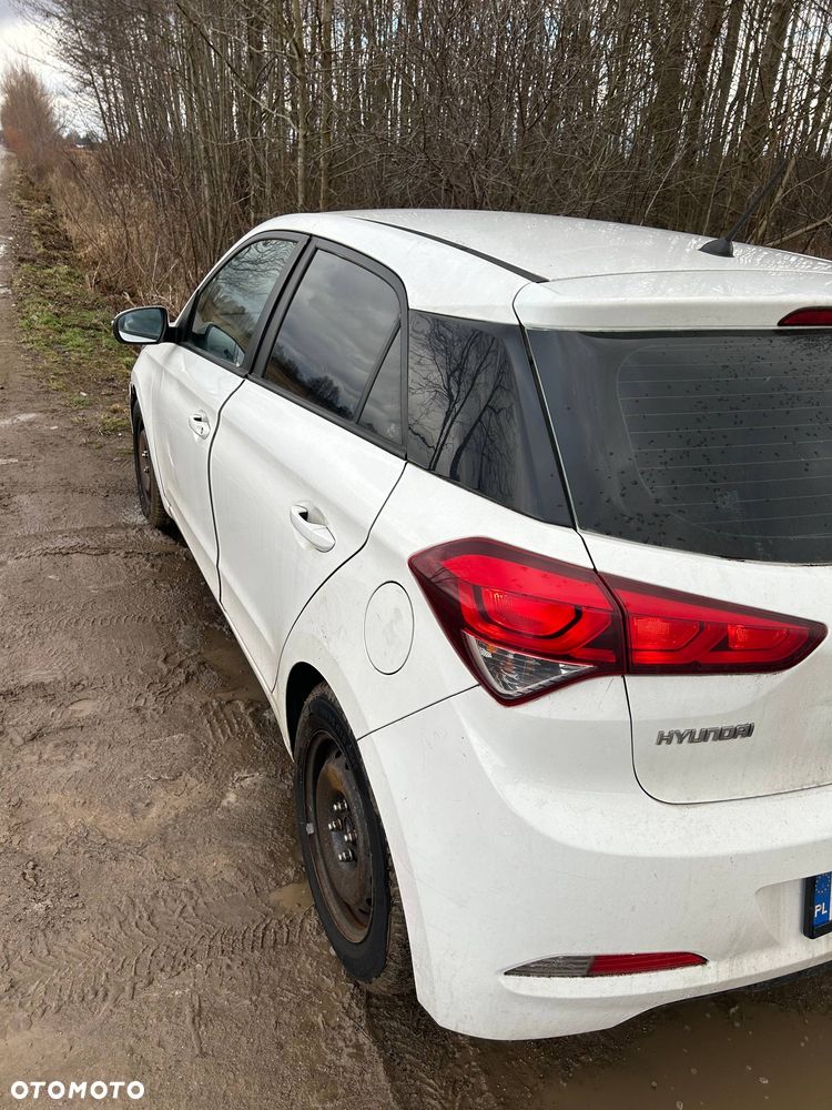 Hyundai i20 1.2 Comfort - 3