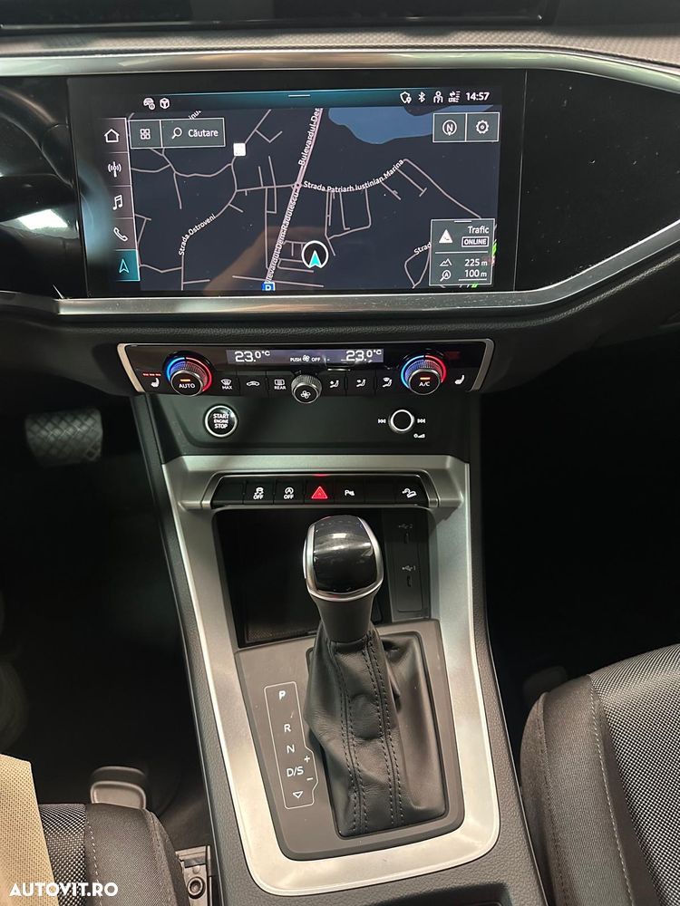 Audi Q3 2.0 40 TFSI S tronic quattro S Line - 26