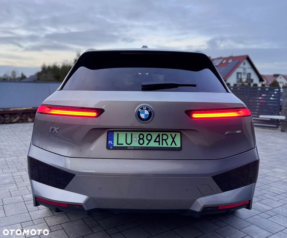 BMW iX xDrive40 76.6kWh - 4