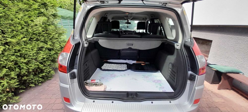 Renault Scenic - 6