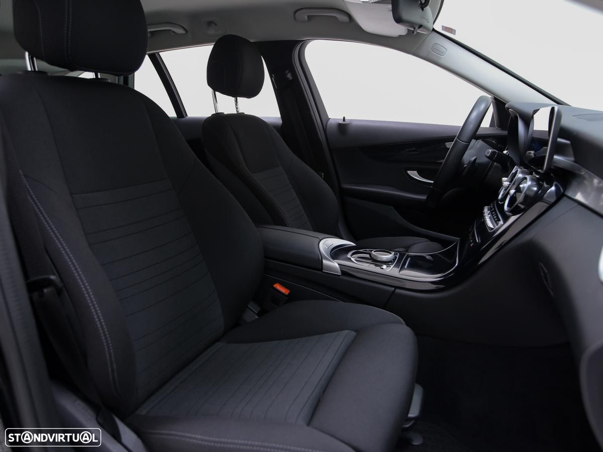 Mercedes-Benz C 300 de Avantgarde - 10