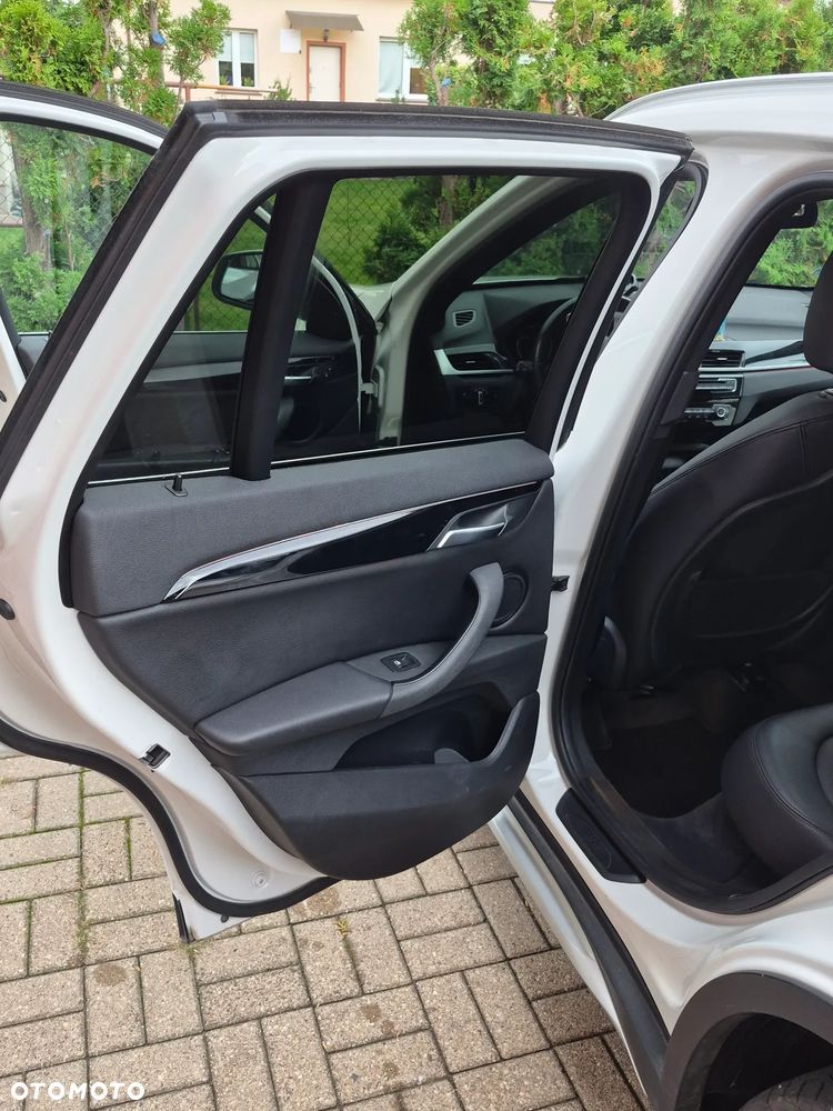 BMW X1 - 16