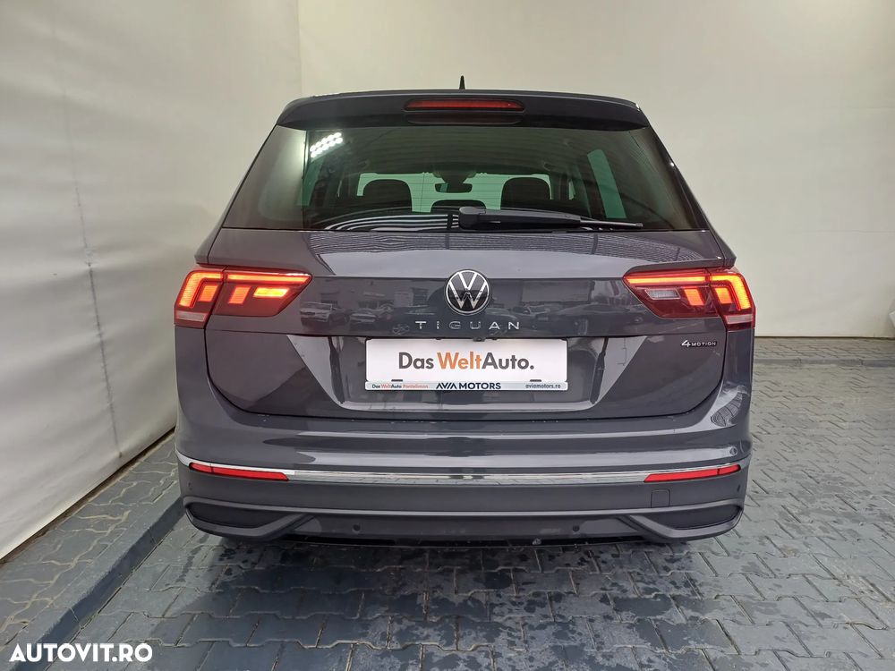 Volkswagen Tiguan 2.0 TDI SCR DSG 4Motion Life - 33