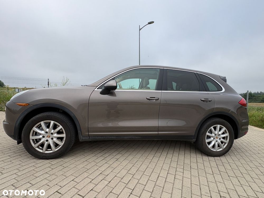 Porsche Cayenne - 5