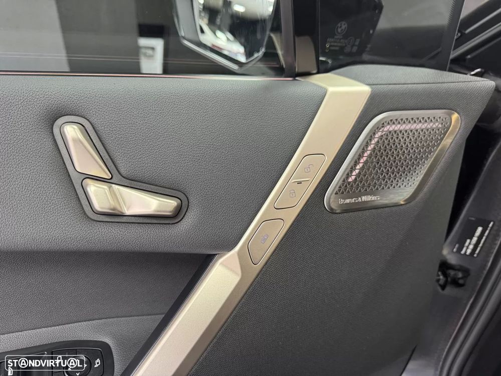 BMW iX xDrive 40 Pack Desportivo - 39