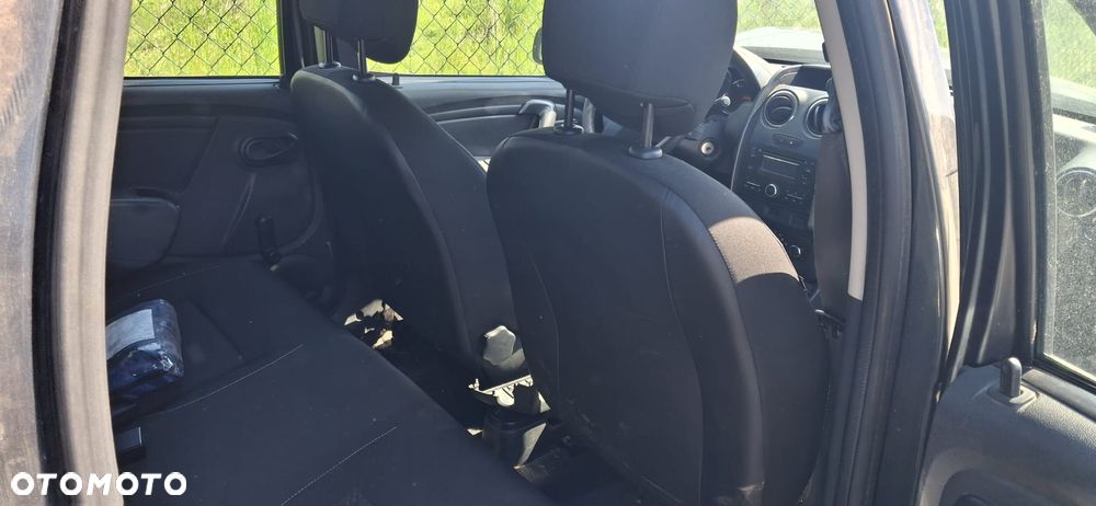 Dacia Duster 1.6 SCe Laureate 4x4 S&S - 5
