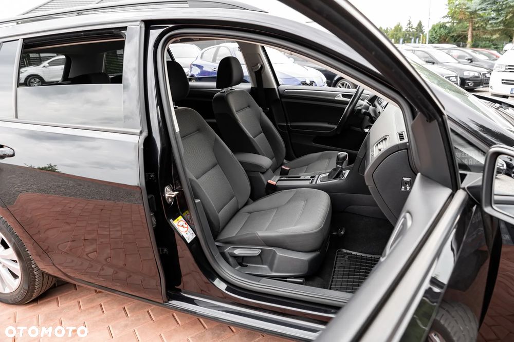 Volkswagen Golf Variant 1.4 TSI (BlueMotion Technology) DSG Comfortline - 24