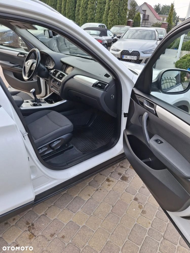 BMW X3 xDrive20d - 16