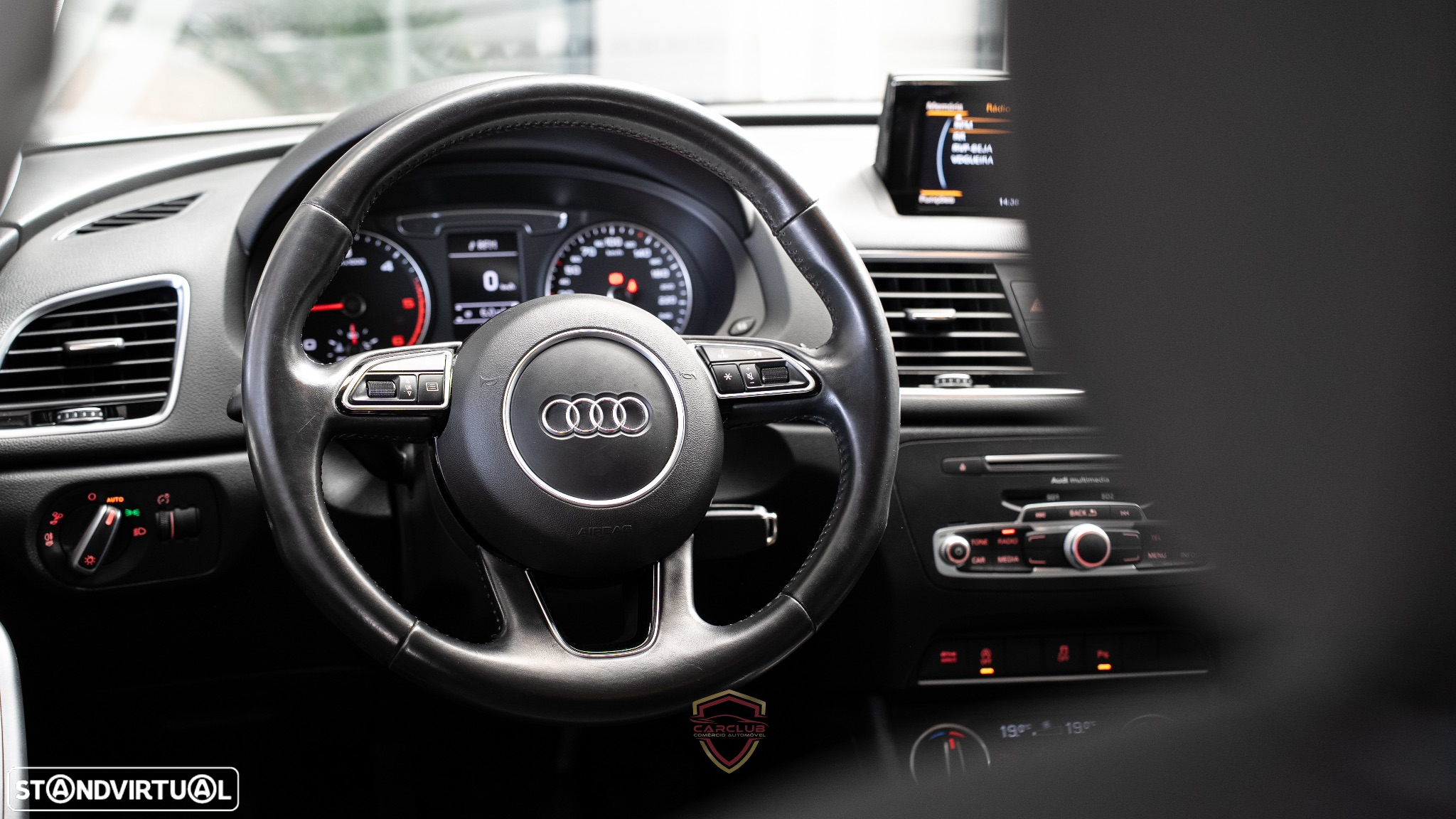 Audi Q3 2.0 TDI Design - 15