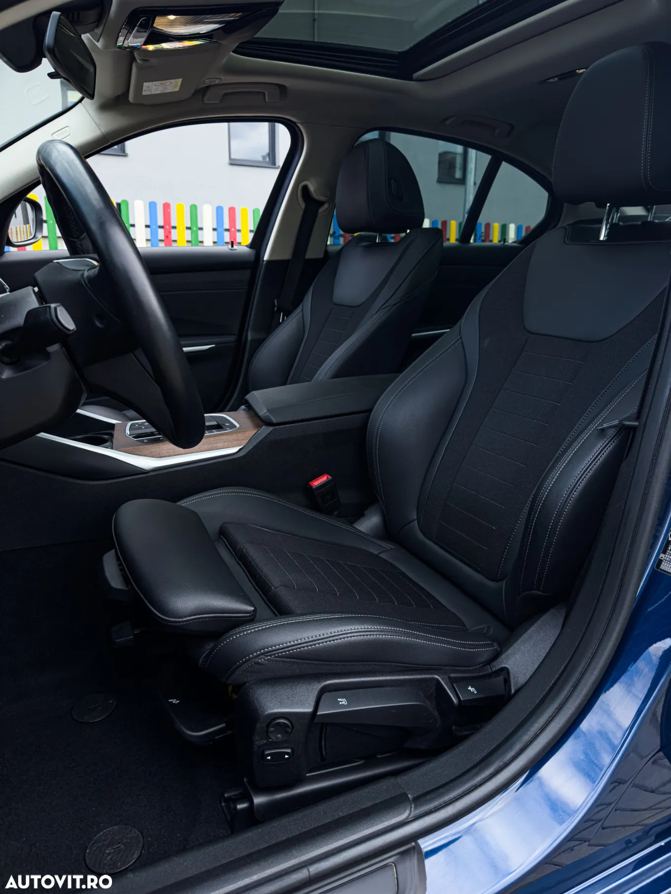 BMW Seria 3 320i AT - 9