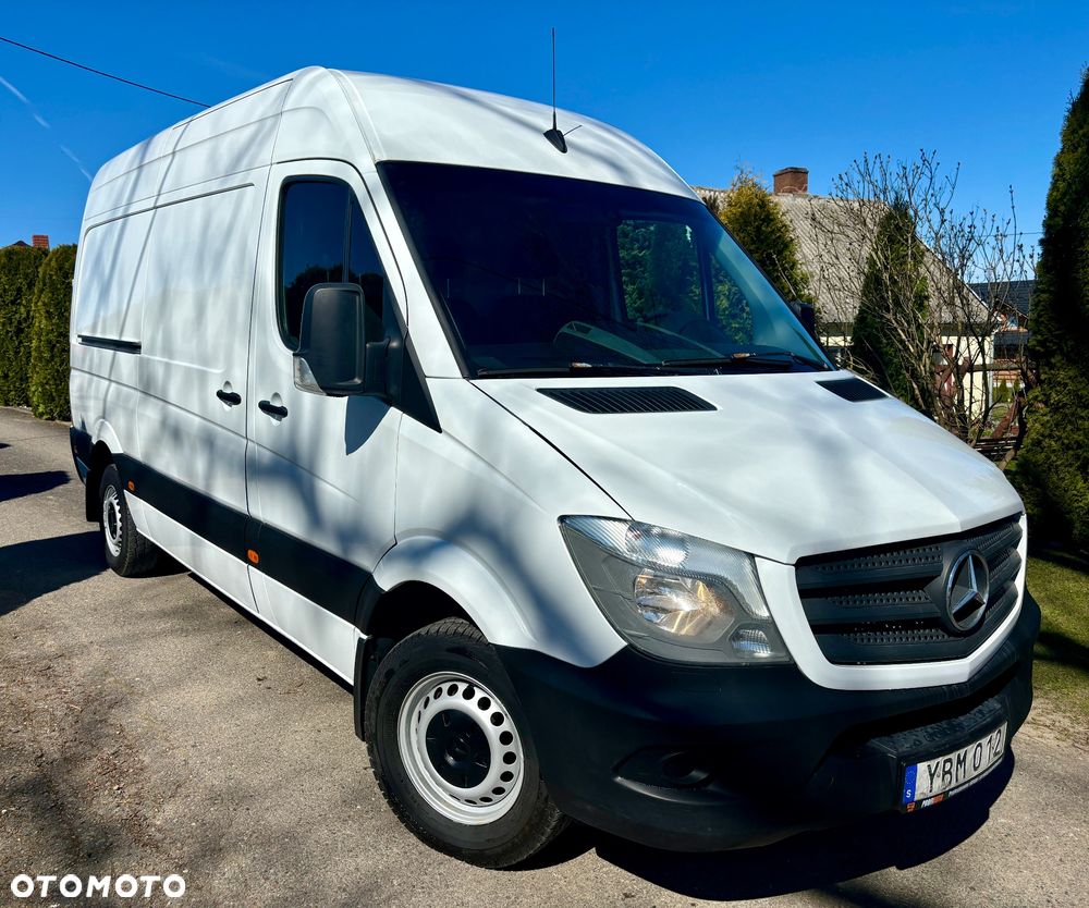 Mercedes-Benz Sprinter - 2