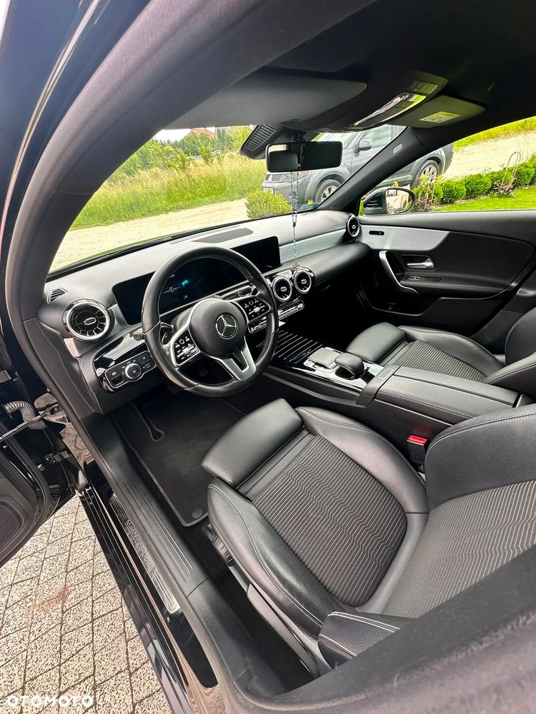 Mercedes-Benz Klasa A 200 7G-DCT - 15