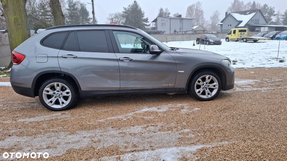 BMW X1 xDrive18d - 13
