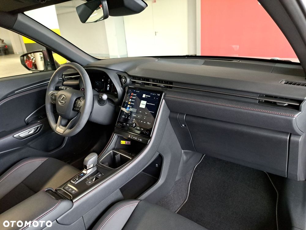 Lexus LBX 1.5 Hybrid Emotion - 17