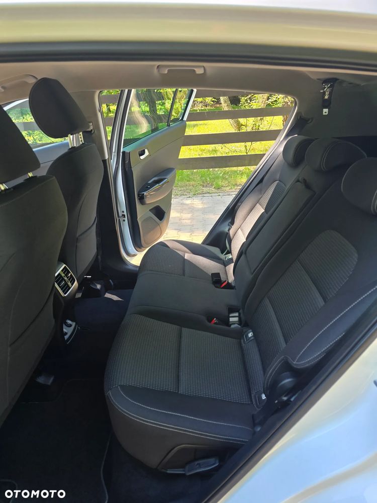 Kia Sportage 1.6 GDI 2WD Spirit - 23