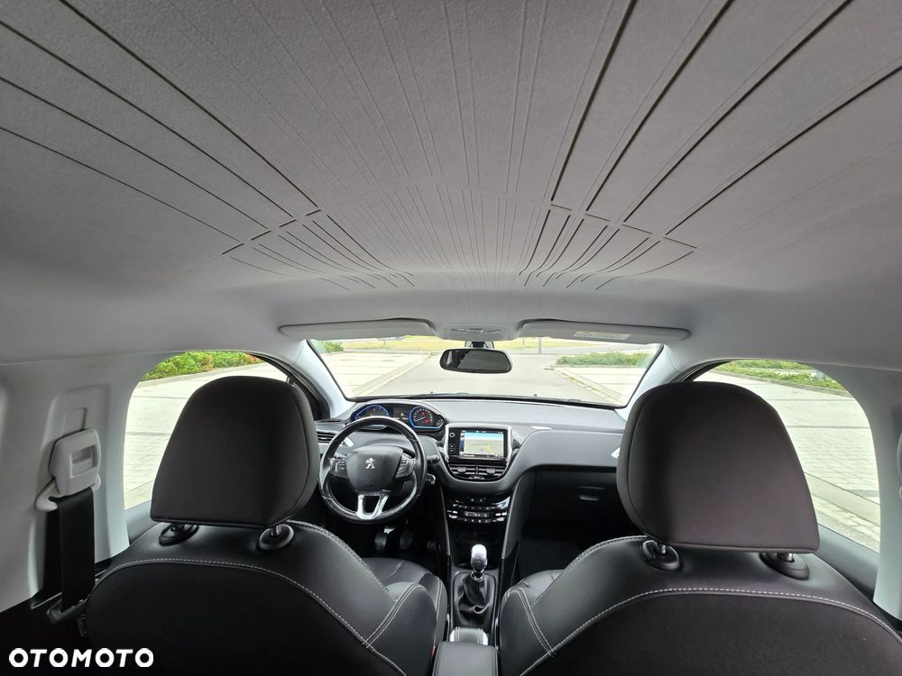 Peugeot 2008 BlueHDi FAP 120 STOP & START GT-Line Edition - 12