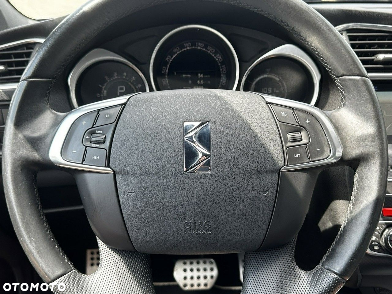 DS Automobiles DS 4 - 25