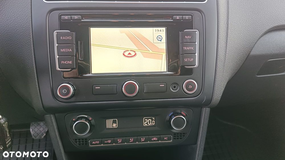 Volkswagen Polo 1.6 TDI DPF Highline - 16